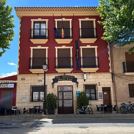 Hostal Restaurante Morote Cano Lezuza Buitenkant foto
