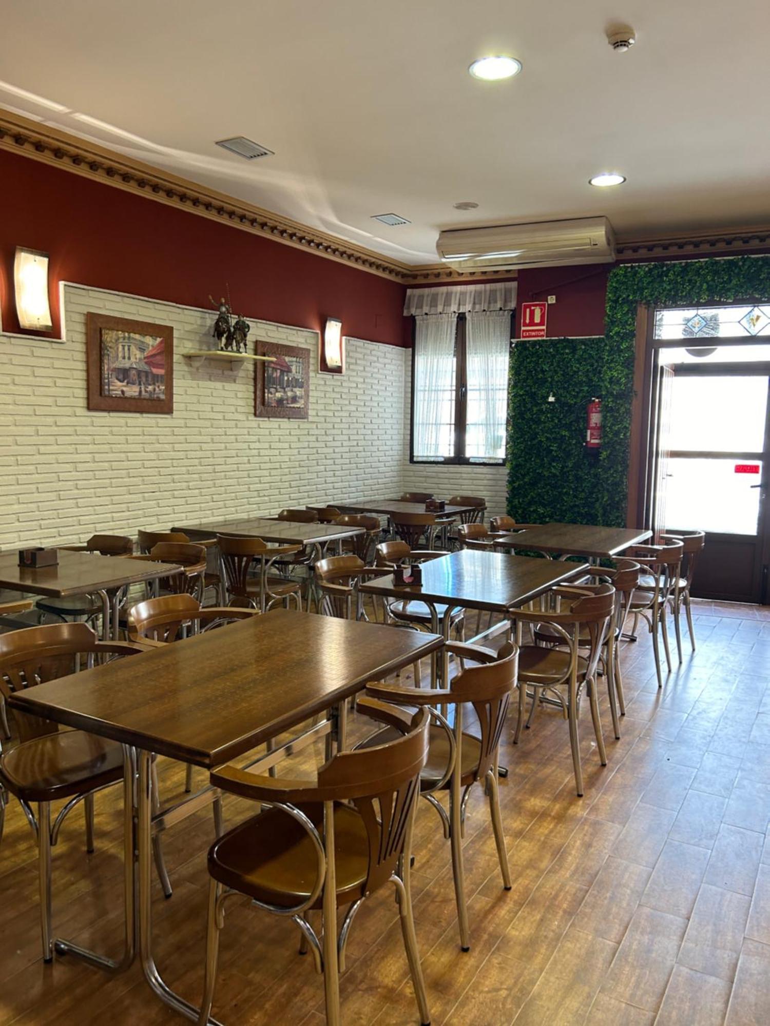 Hostal Restaurante Morote Cano Lezuza Buitenkant foto