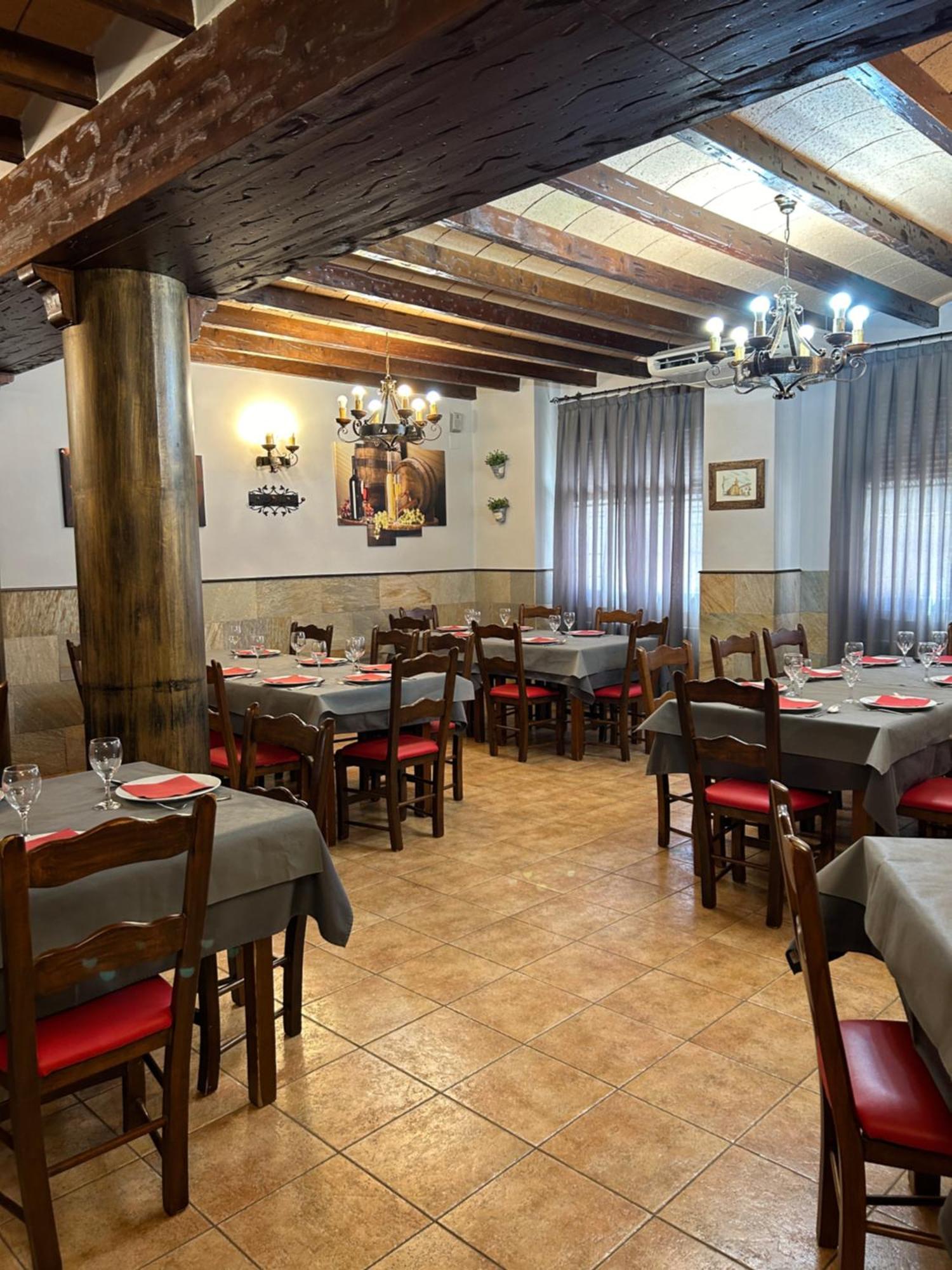 Hostal Restaurante Morote Cano Lezuza Buitenkant foto